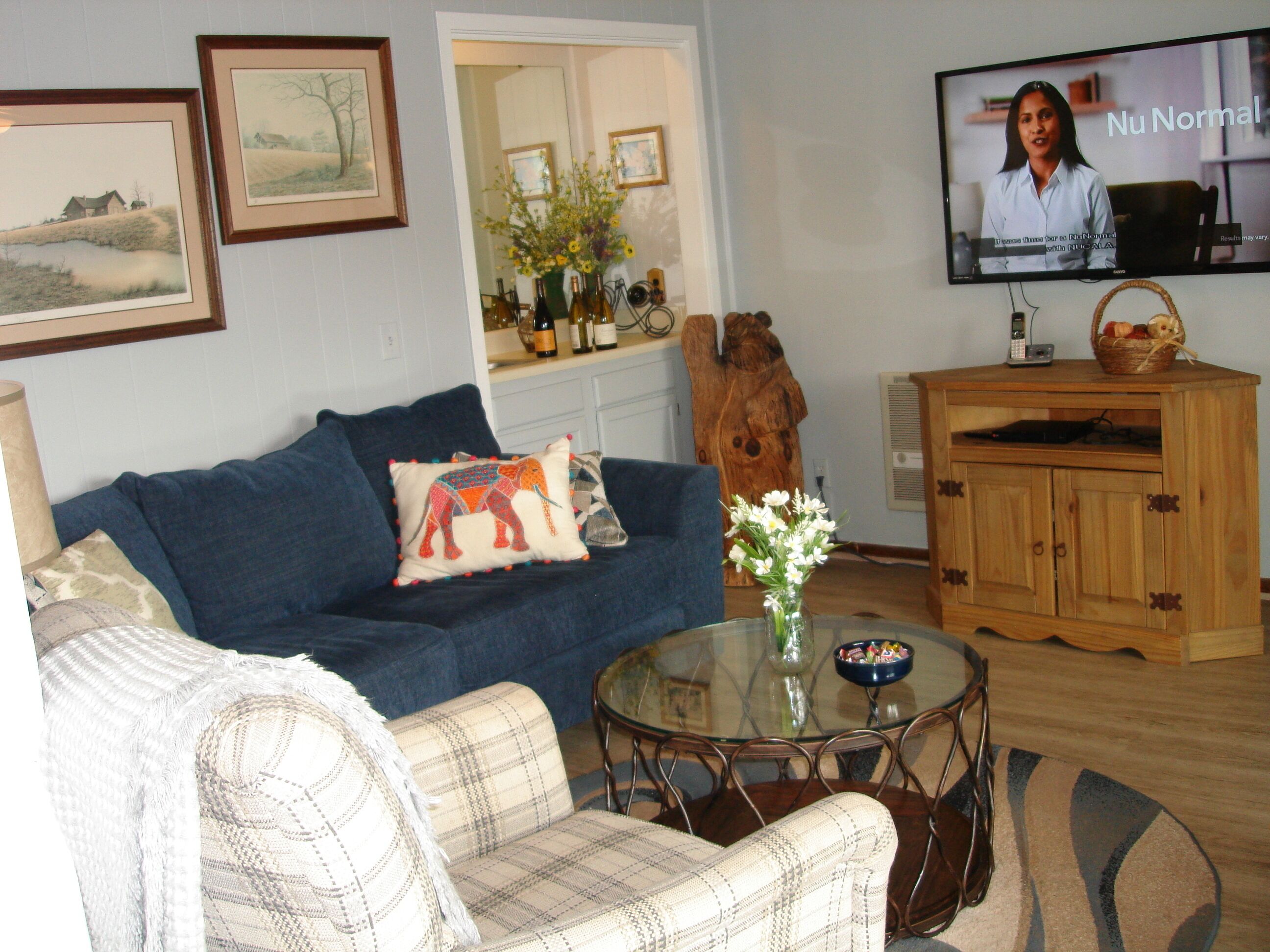 Spectacular View w/ Pool-Hot Tub & No Steps!! Free Weekend Shuttle to Ski Slope!