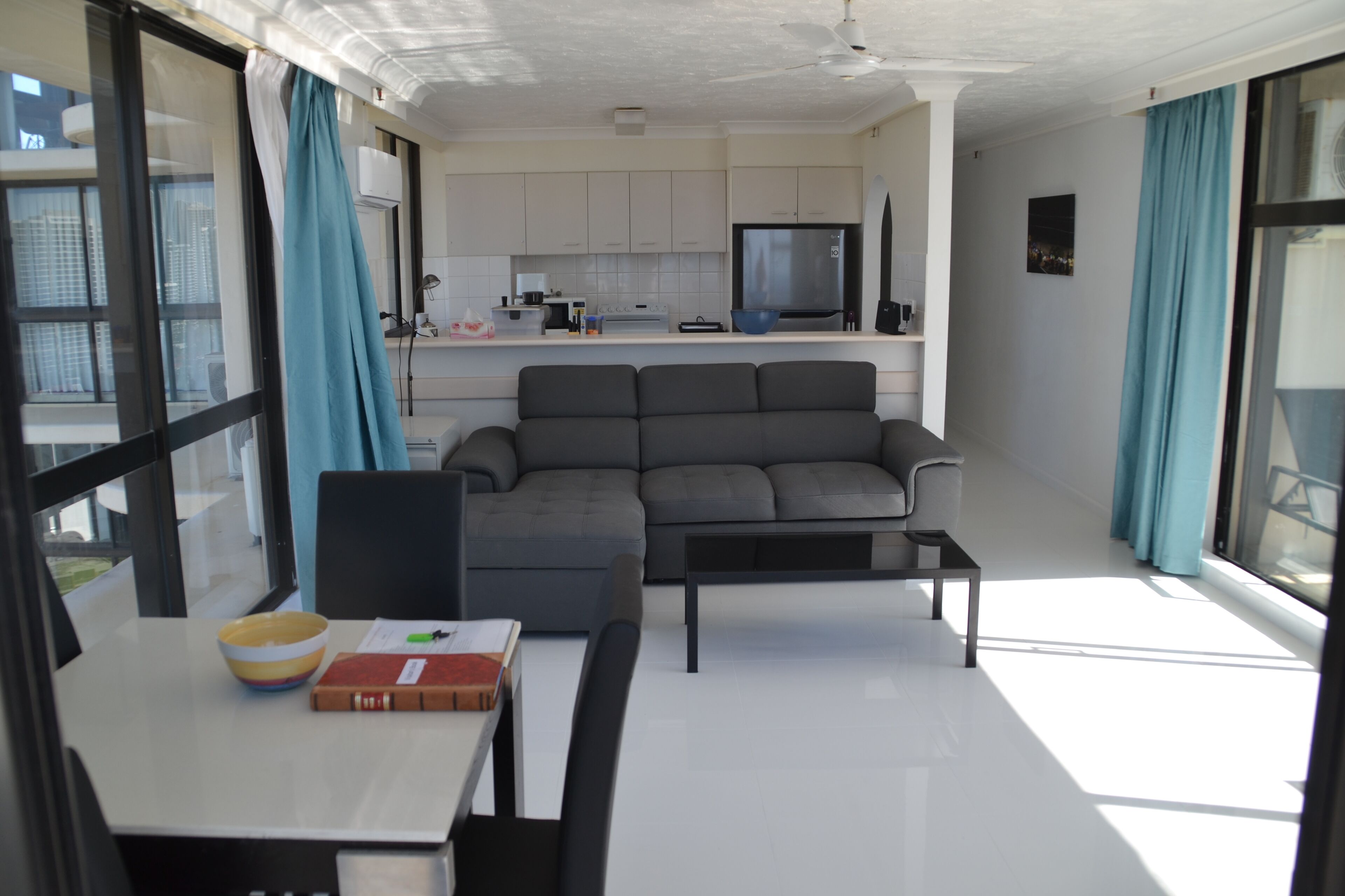 Luxury 1 BR Ocean View Apartment Free WIFI netflix  — image 9