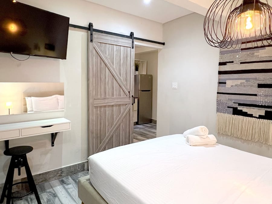 Habitación Club doble | Decoración individual, mobiliario individual, cortinas opacas