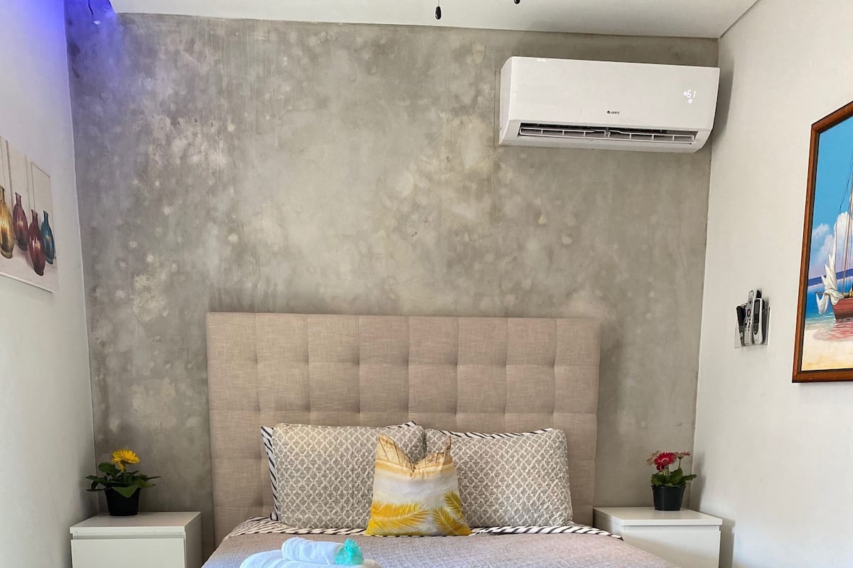 Studio | 1 bedroom, individually decorated, individually furnished