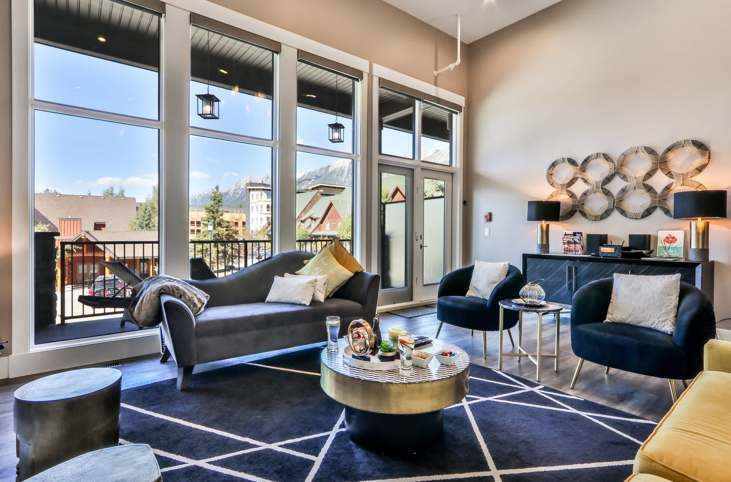 TV, peis, videospill og stereoanlegg