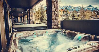 Gatsby de Samsara | Vue de dessus | Bain bouillonnant | 4BR + 4. 5BTH