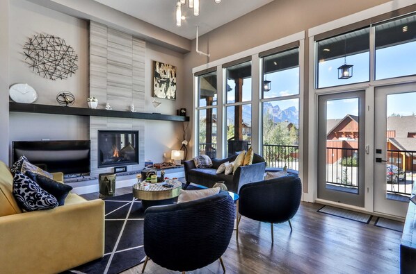 TV, fireplace, video games, stereo