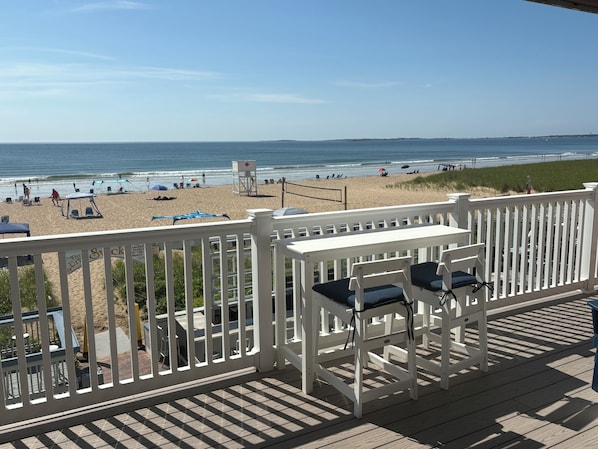 Property grounds - Spectacular Beachfront Condo-Watch sunrise from deck overlooking beach. (Old Orchard Beach)