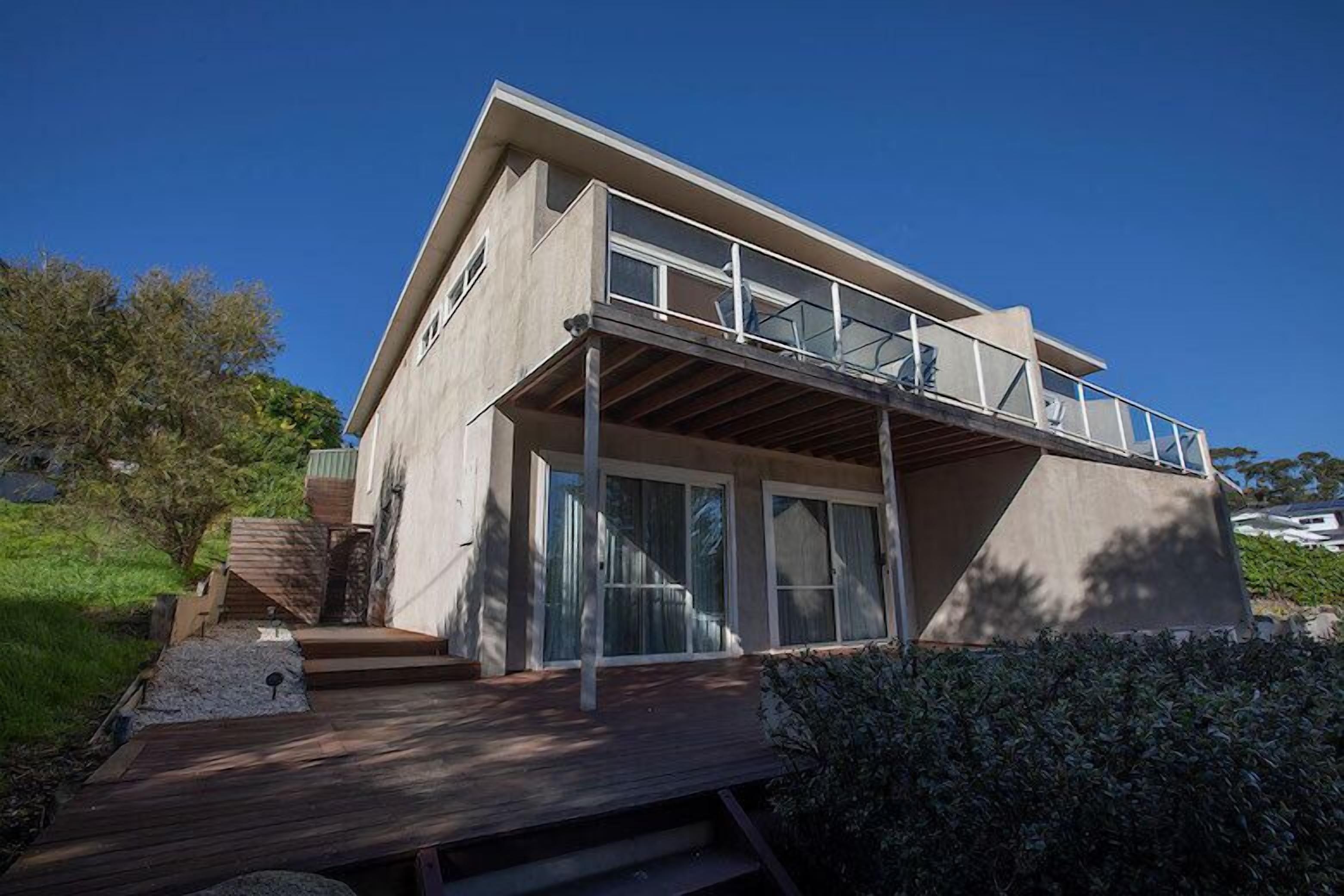 Seaview Apartment Bay of Fires — image 15
