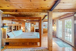 4 bedrooms, Internet, bed sheets