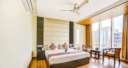 FabHotel Diamond