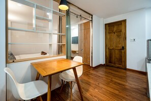 Standard Apartment, 1 Bedroom | Private kitchen