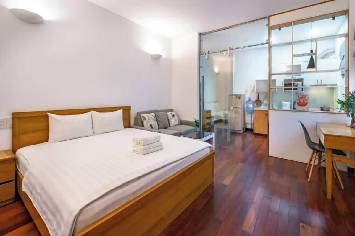1 bedroom, in-room safe, desk, laptop workspace