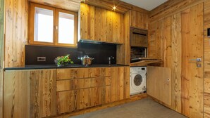 Interior - Marlies Ski in - Ski out 50m, Livigno, Italy (Livigno)