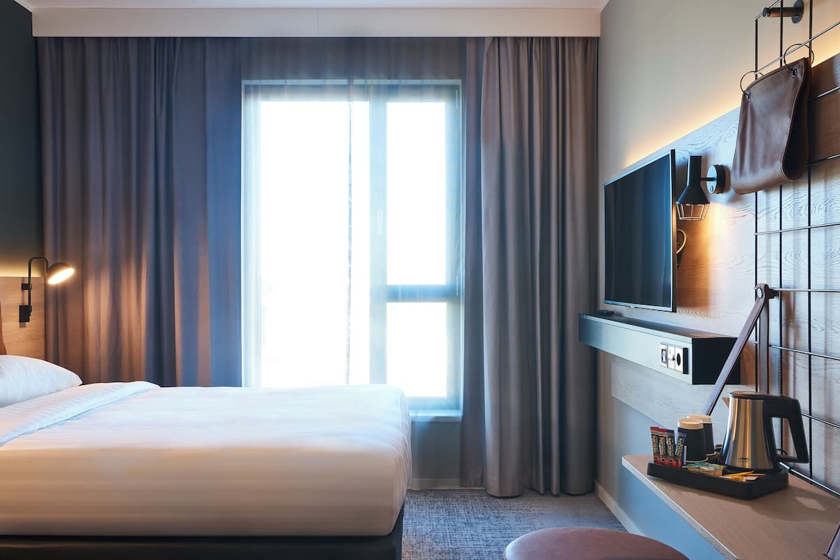 Χώρος εργασίας για λάπτοπ, ηχομόνωση, δωρεάν Wi-Fi, κλινοσκεπάσματα