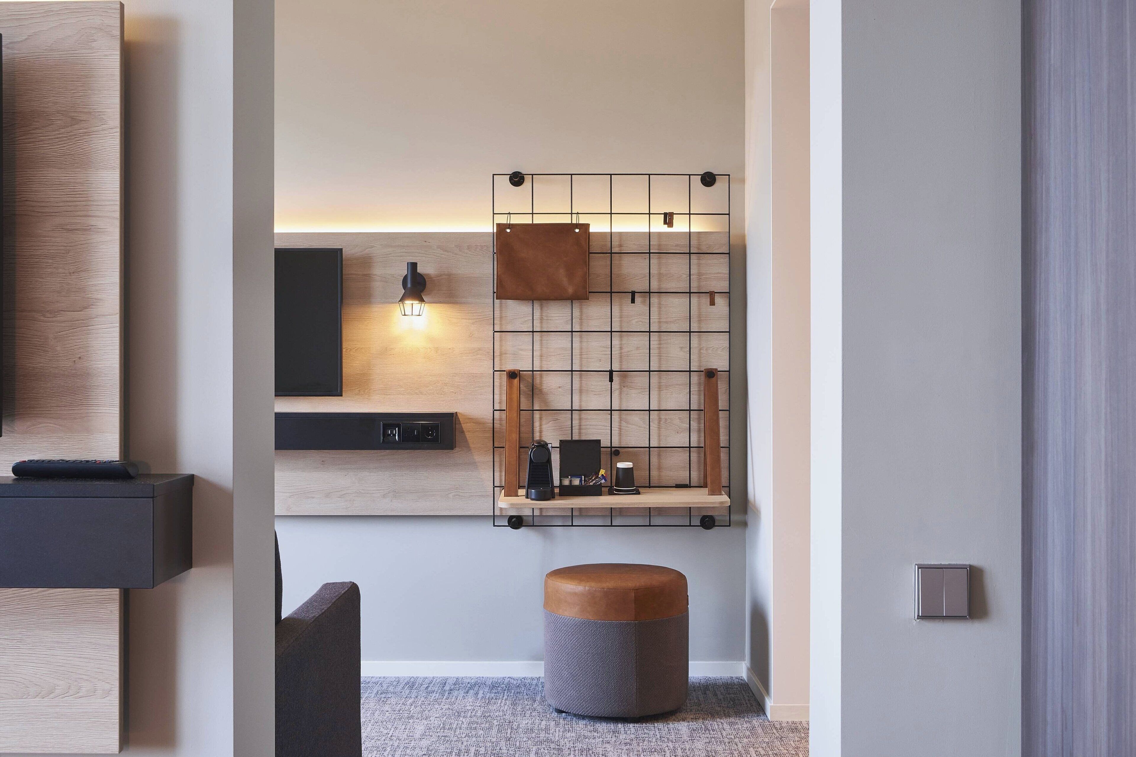 family room, 1 queen bed with sofa bed, non smoking | 1 bedroom, desk, laptop workspace, soundproofing