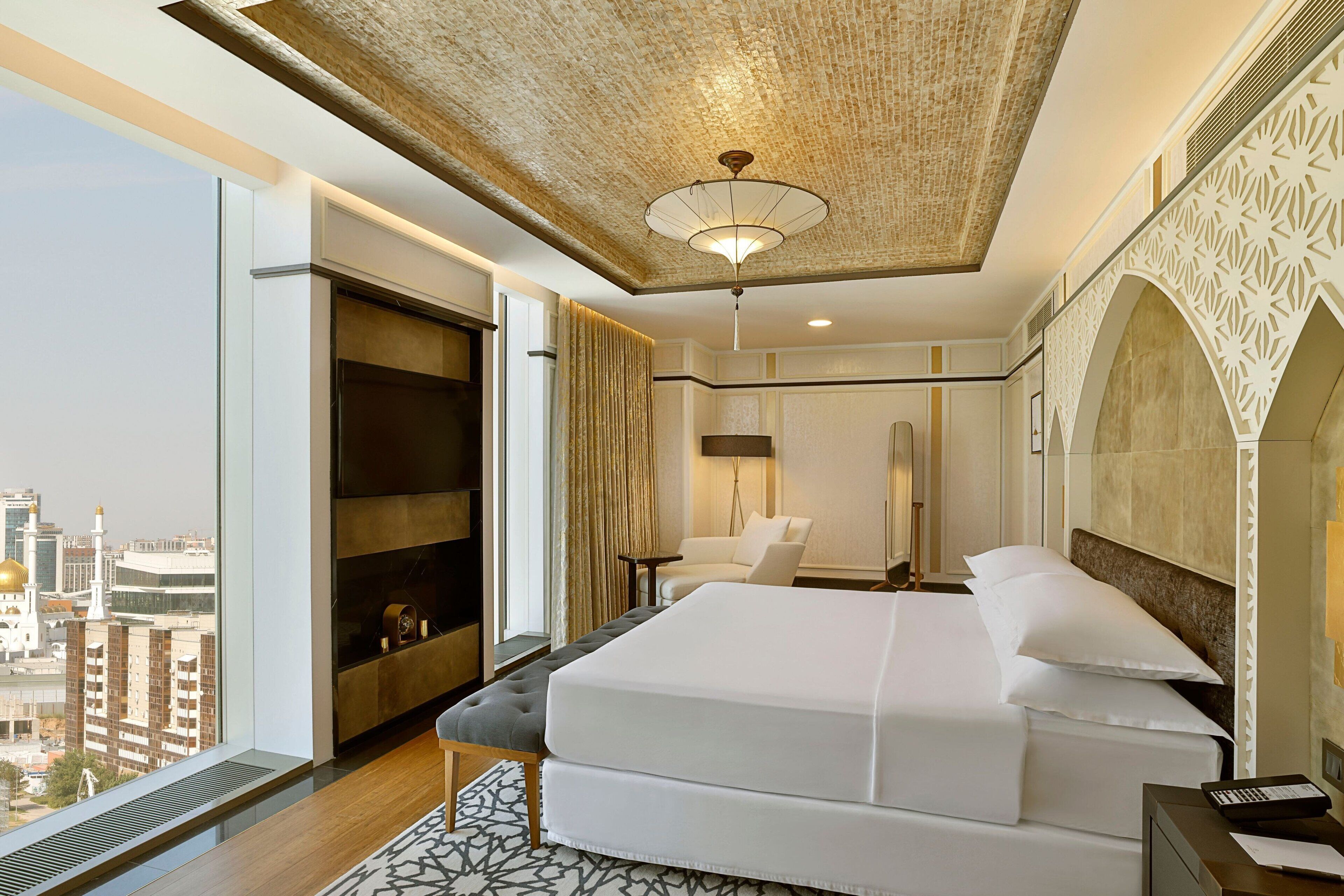 Presidential Suite, 1 Double Bed | Hypo-allergenic bedding, minibar, in-room safe, desk