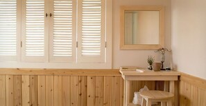 White | Servicio de la habitación