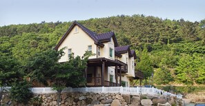 Exterior - Namhae Bins House Pension (Namhae)