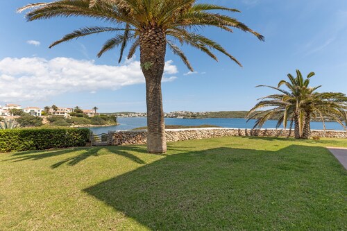 Bel appartement "La Gardenia 41" avec Wi-Fi, Piscine, Terrasse et Jardin ; parking disponible dans la rue.