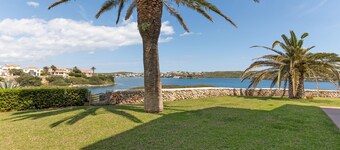 Beautiful Apartment "La Gardenia 41" with Wi-Fi, Pool, Terrace & Garden; Street Parking Available