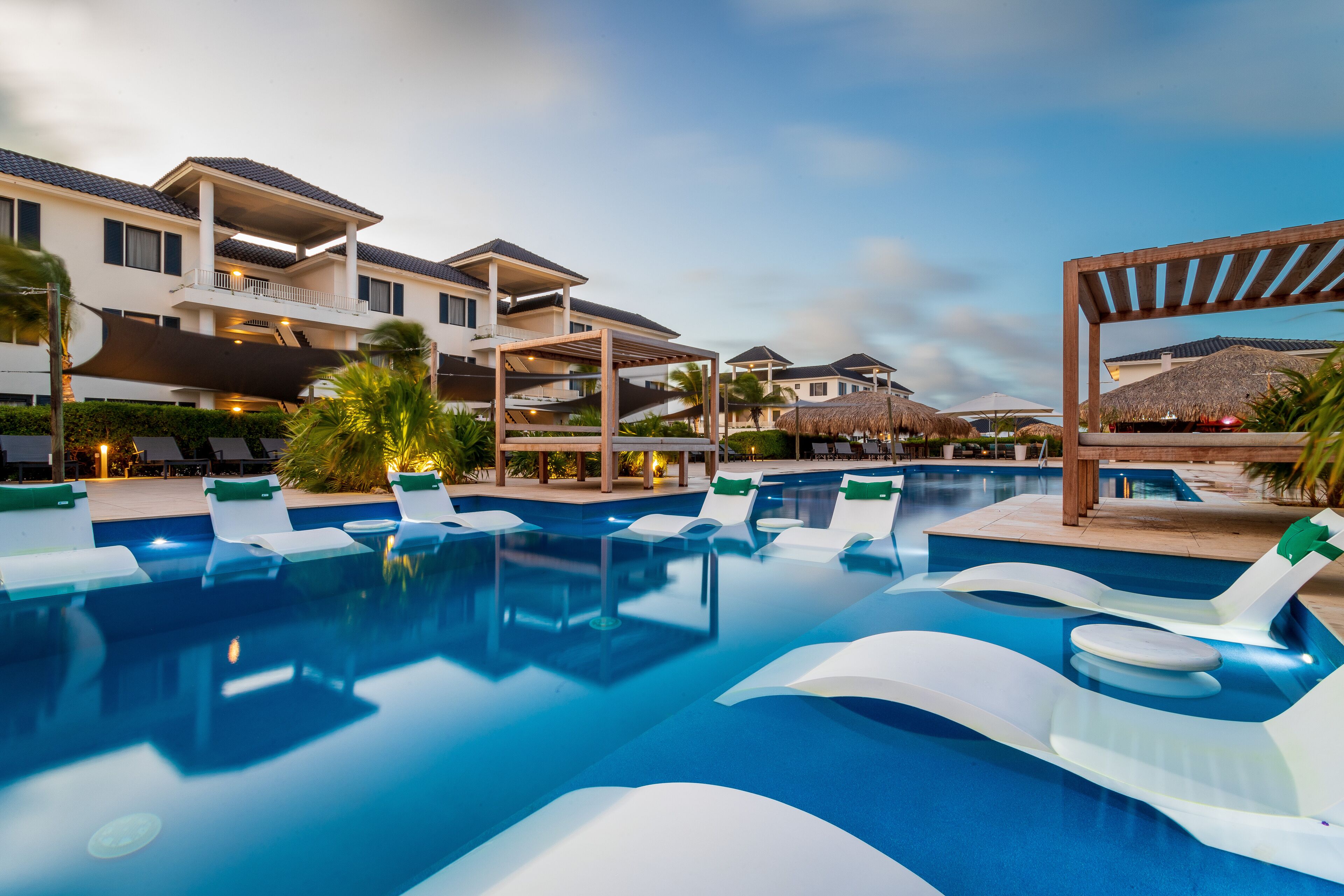 Outdoor pool, sun loungers