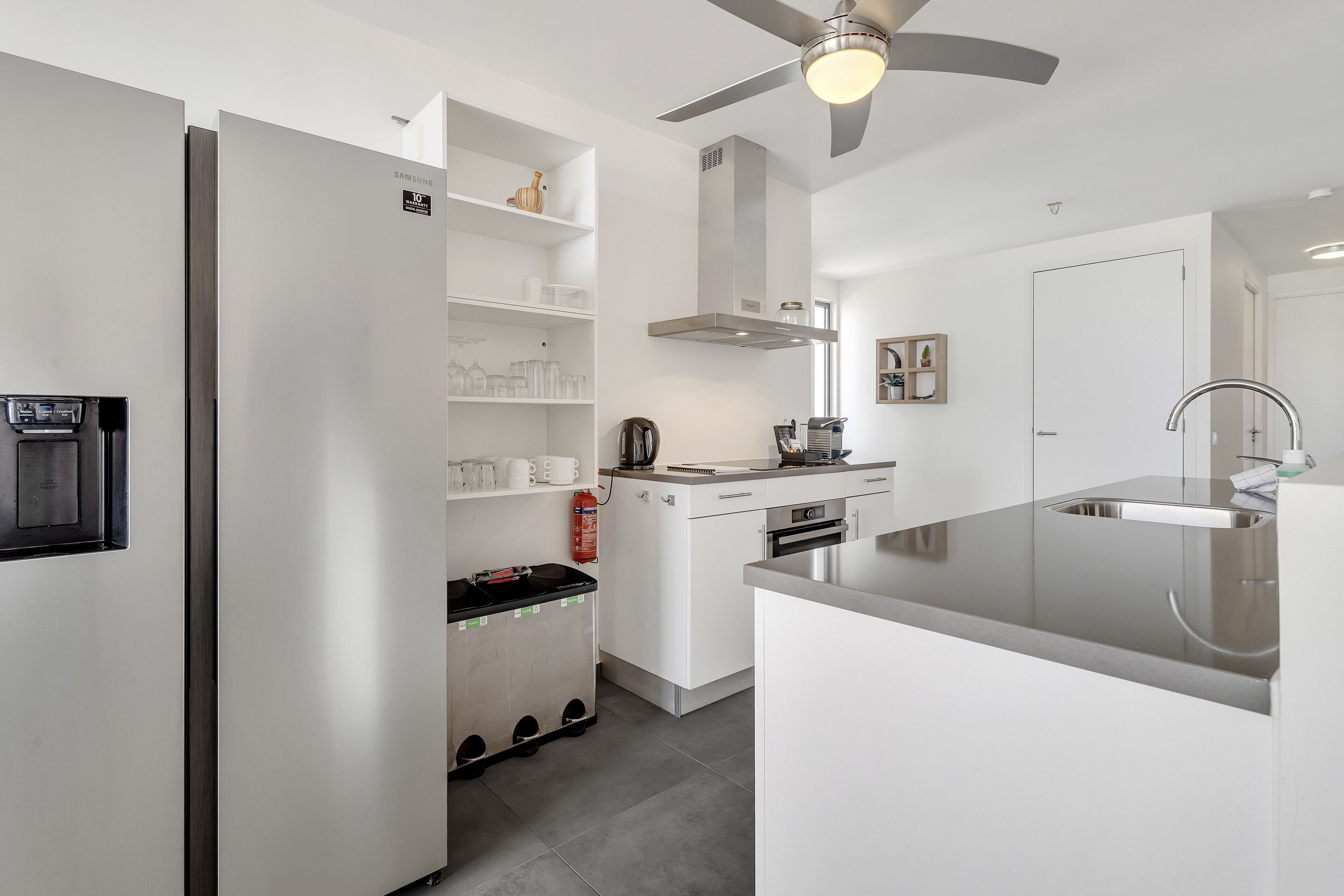 coffee/tea maker, electric kettle, high chair