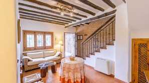 Fireplace, DVD player, stereo - Balcón de Válor 8 by Ruralidays (Granada)