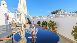 Outdoor dining - Ardales 8 pax by Ruralidays (Málaga)