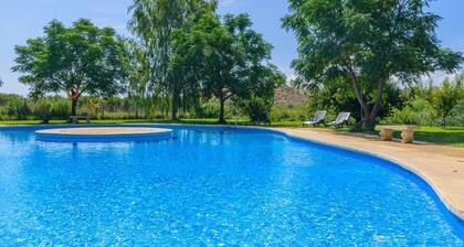 Mukava loma-asunto, jossa on viehättäviä yksityiskohtia