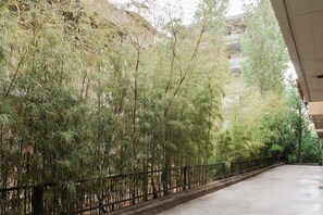 Apartment, 2 Schlafzimmer | Blick auf den Garten