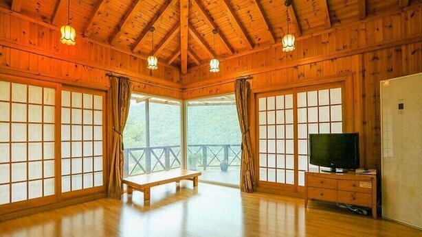 Dúplex Premium (Guemsong) | Sala de estar