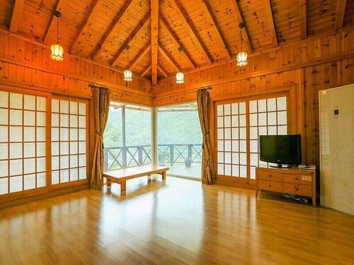 Yangsan Solmaru Pension