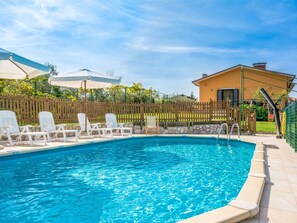 Pool - Stunning private villa for 10 guests with private pool, WIFI, TV and patio, close to Viareggio (Camaiore)
