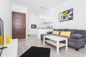 Living room - InPoint Tauron Arena Apartment (Kraków)