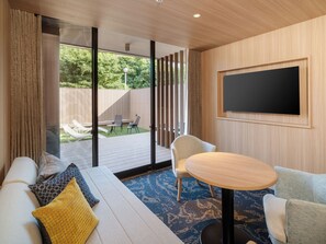 Habitación Premium, para no fumadores (with Natural Hot Spring Open-Air Bath) | Caja de seguridad en la habitación y ropa de cama 