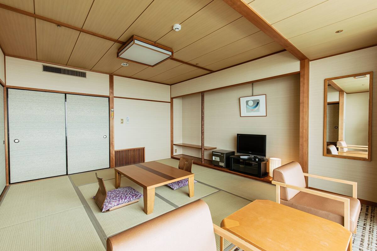 傳統客房, 非吸煙房 (Japanese Style Room A) | 客房內保險箱、床單