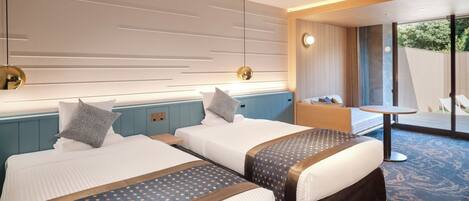 In-room safe, bed sheets