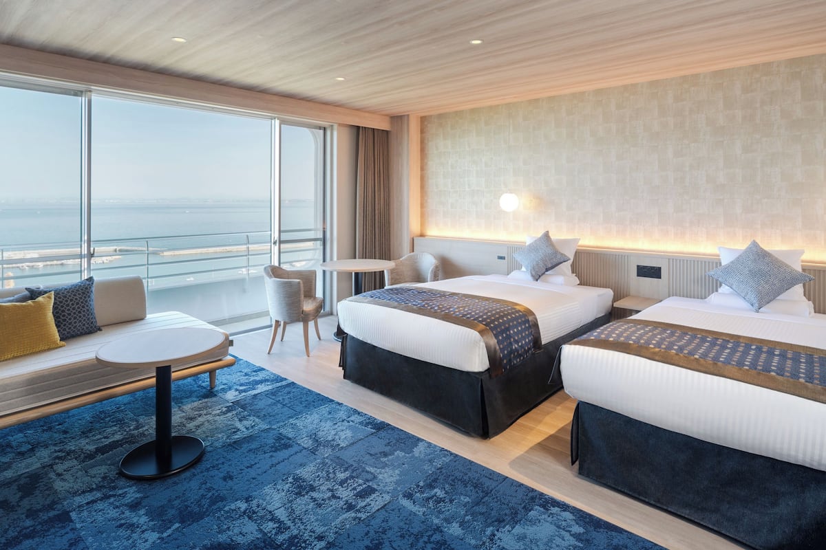 Japanese-Western Style Room, Non Smoking, Ocean View (with Toilet) | 1 bedroom, in-room safe, bed sheets