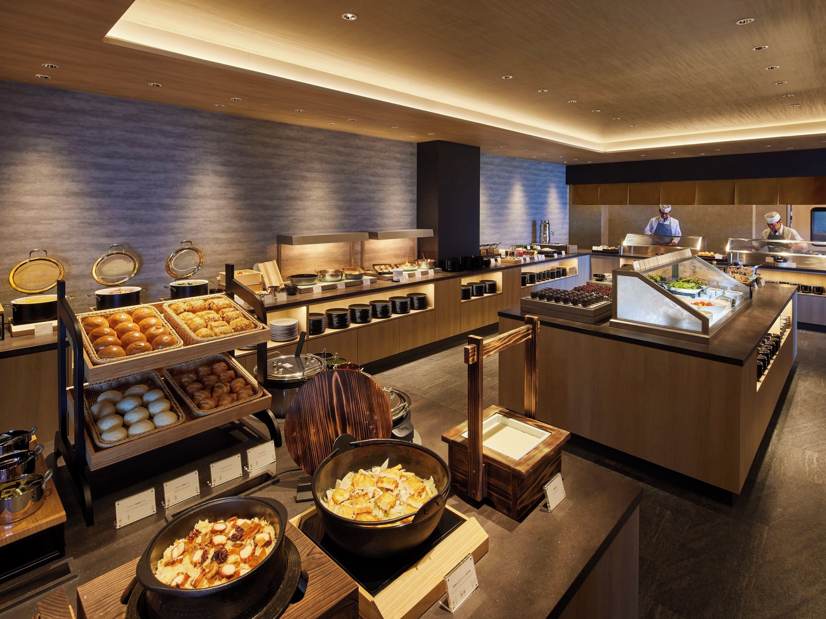 Daily buffet breakfast for a fee