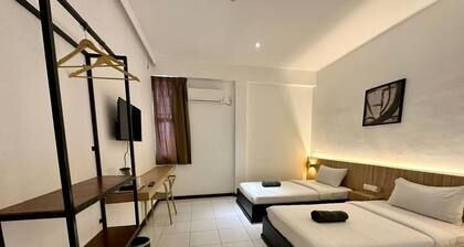 OYO 89568 Mangrove Hotel