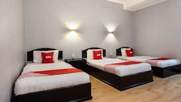 Kolmen hengen standard-huone | Työpöytä, silitysrauta/-lauta, ilmainen Wi-Fi