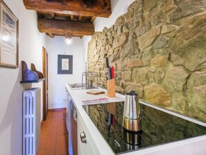 Fridge, microwave, dishwasher, highchair - Ridaldi by Interhome (Greve in Chianti)