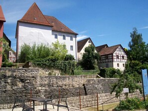 Outdoor dining - Welcome to Das Steghaus, Germany (Gräfenberg)
