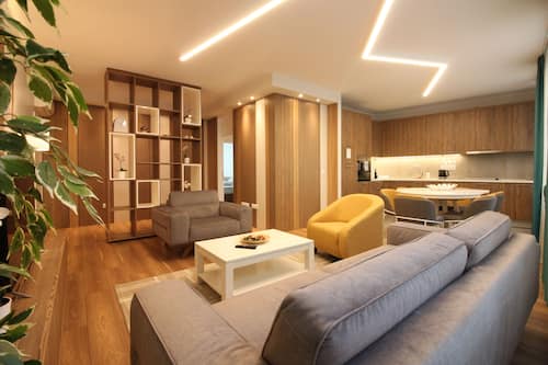 Apartment, 2 Schlafzimmer | Wohnbereich | Flachbildfernseher