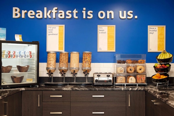 Free daily buffet breakfast