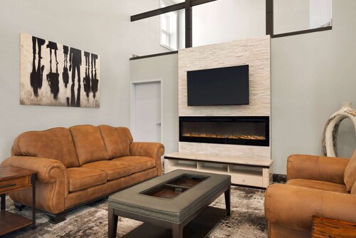 Days Inn by Wyndham Wainwright