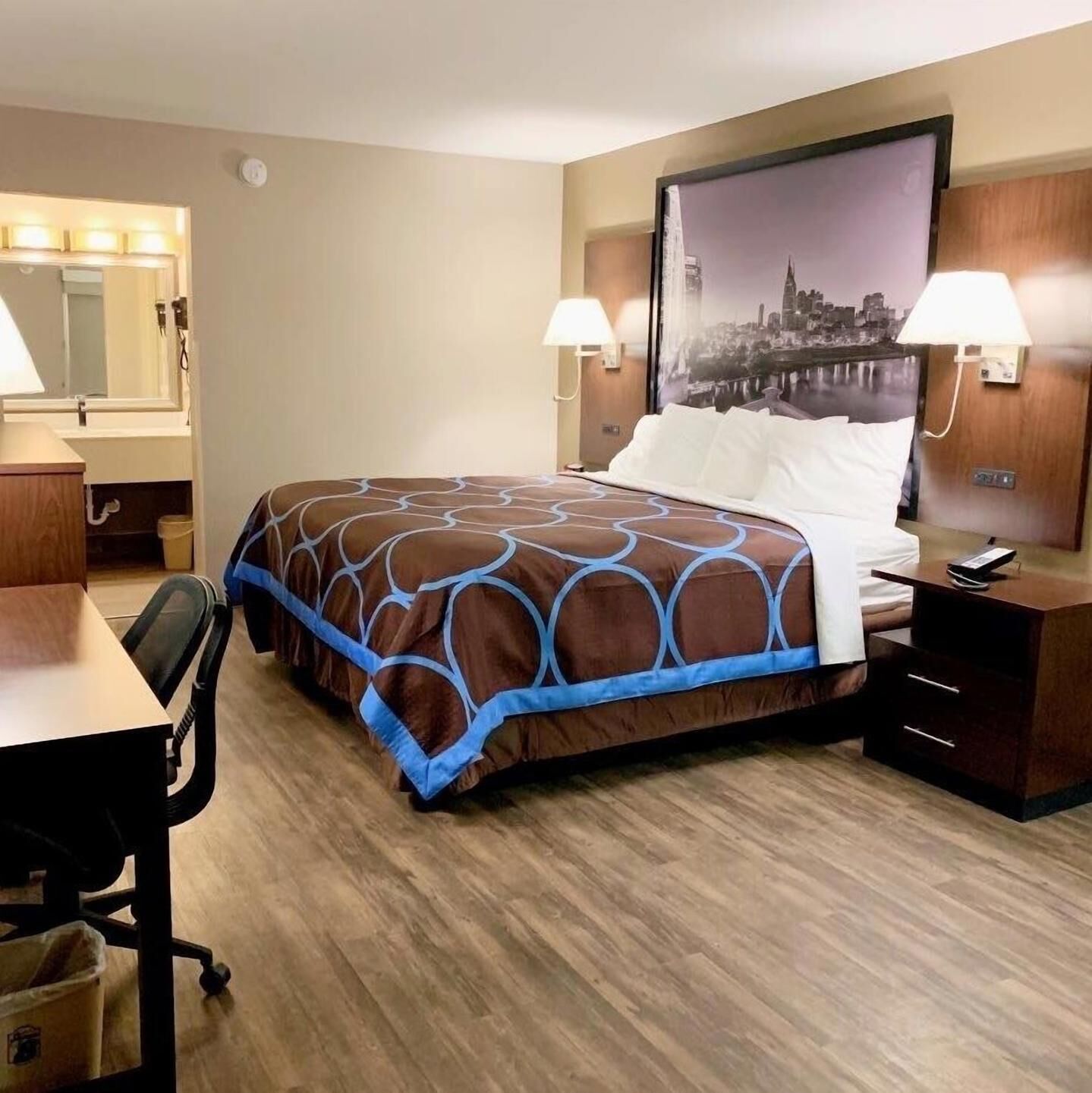 Decoración personalizada, muebles diferentes y escritorio 