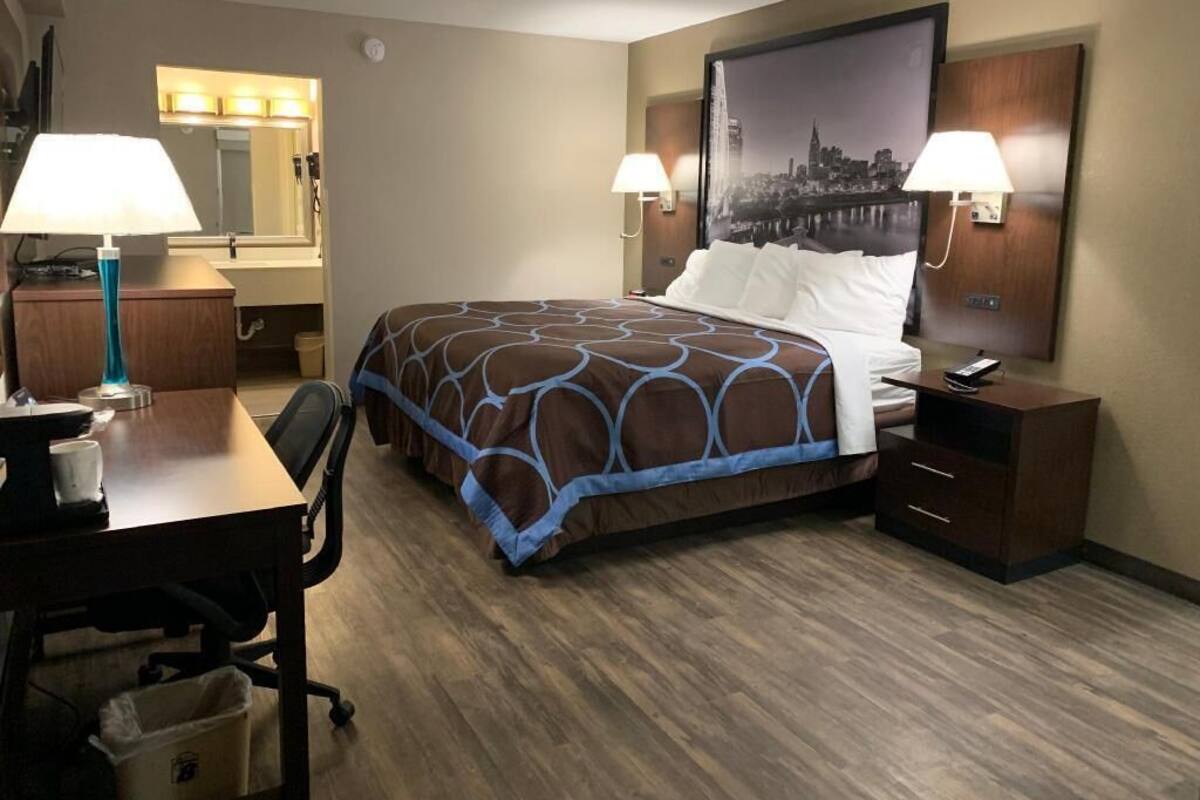 Decoración personalizada, muebles diferentes y escritorio