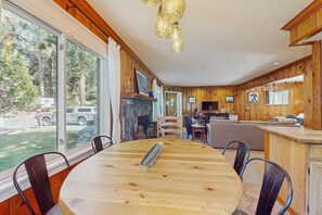 Dining - Welcoming home near the lake with furnished deck & large, enclosed yard (Tahoe Vista)