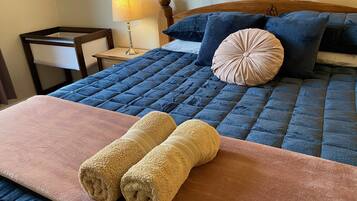 1 bedroom, travel cot, WiFi, bed sheets