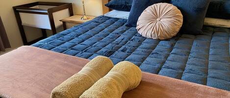 1 bedroom, travel cot, WiFi, bed sheets
