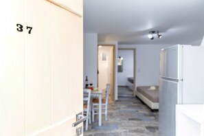 Junior Suite | Individually decorated, individually furnished, desk, soundproofing - Depis Luxury Suites (Naxos)