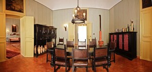 Petit déjeuner continental compris tous les jours